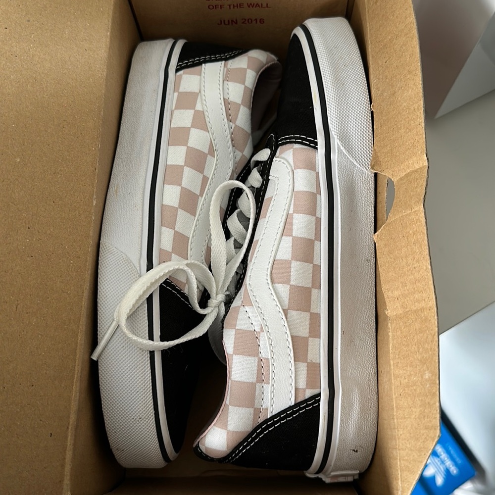 vans checker old school